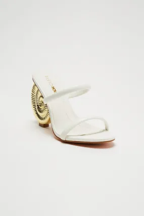 Walking On Seashells Mules - White